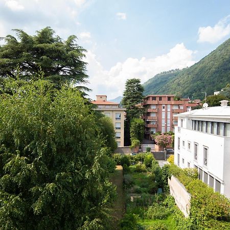 West Park Suite With Parking By Holiday Solutions Côme Esterno foto