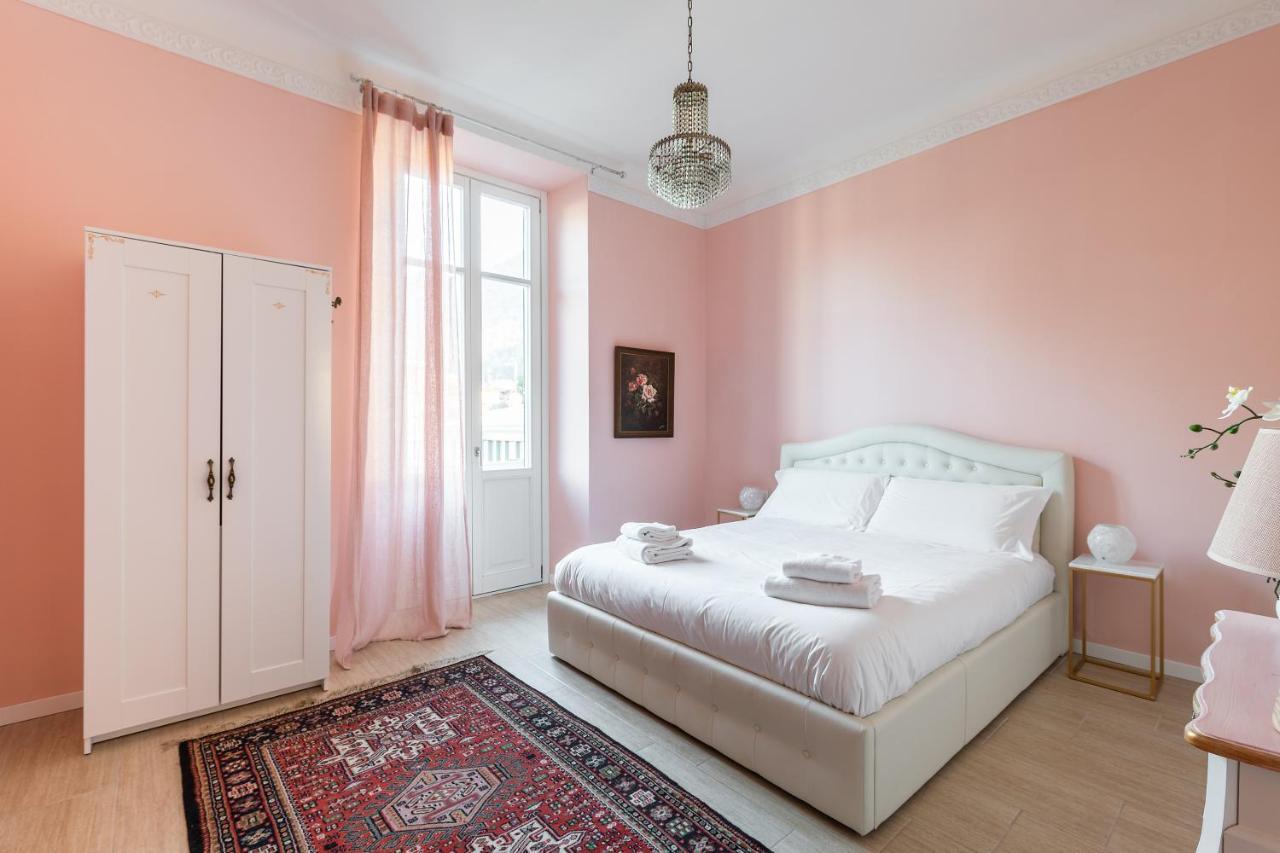 West Park Suite With Parking By Holiday Solutions Côme Esterno foto