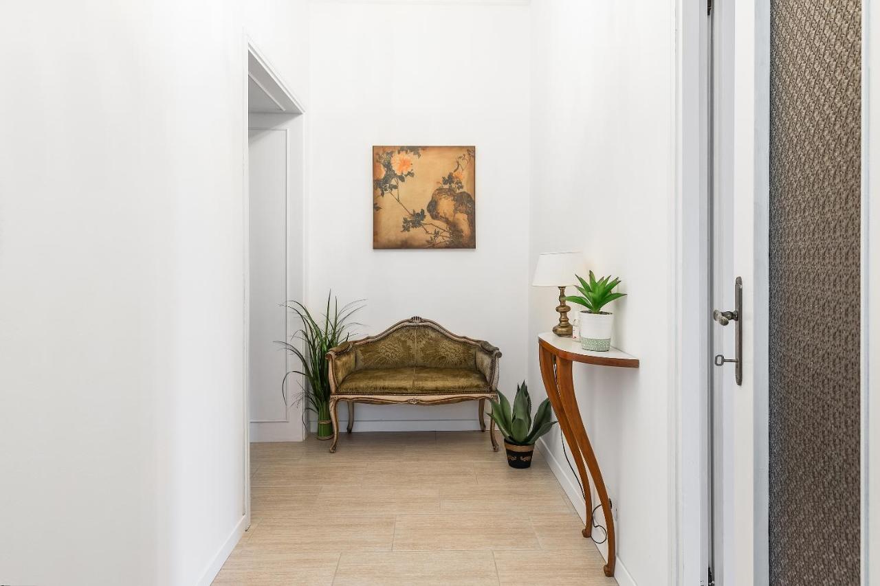 West Park Suite With Parking By Holiday Solutions Côme Esterno foto